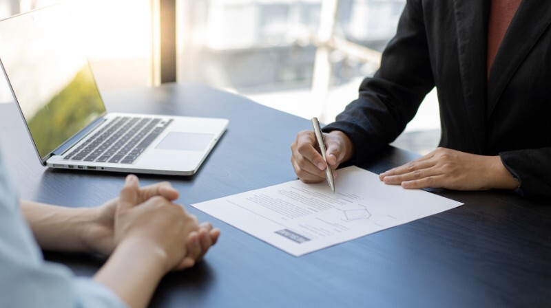 日本で初めて人材を採用する企業へ: 日本市場に参入する外資系企業のための実践ガイド