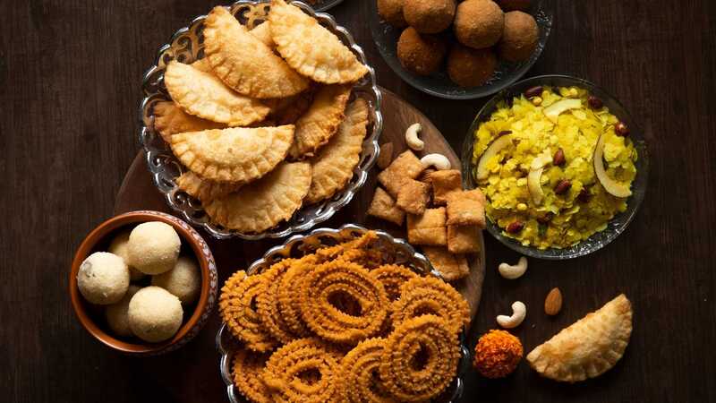 Diwali snacks/ Diwali faral/ Festival food items/ Festival snacks from Malaysia