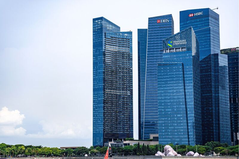 新加坡银行业职位 2026:每位专业人士都该了解的技能、薪资与招聘趋势