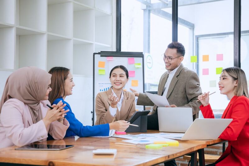 不只是科技:2026年新加坡真正的增长型职位在哪里?