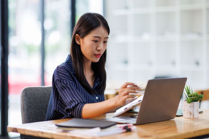 2026年劳动节：年中重置前每位新加坡职场人士都应回答的10个职业问题