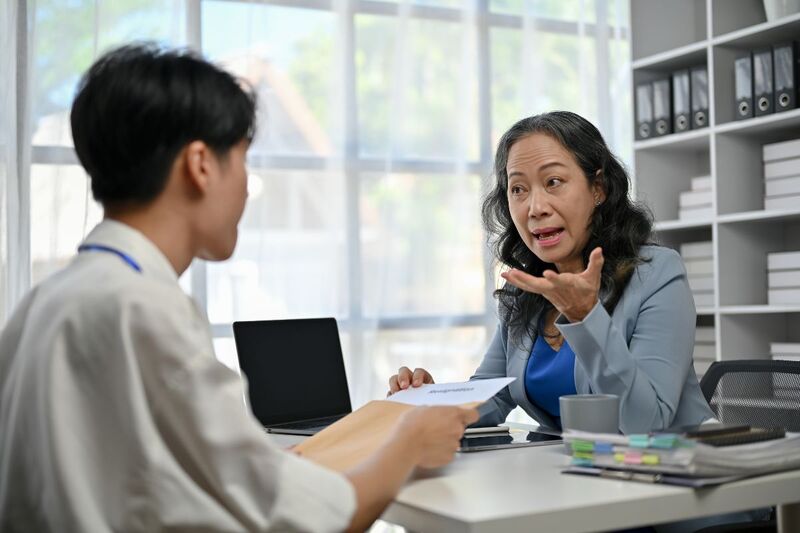 你应该接受挽留条件吗？新加坡职场人士在留下来之前应比较哪些事项