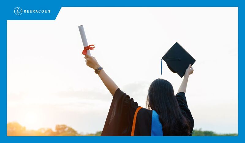 Sinh Viên Mới Tốt Nghiệp 2026: Từ Tấm Bằng Đến Lời Mời Nhận Việc Trước Cuối Năm